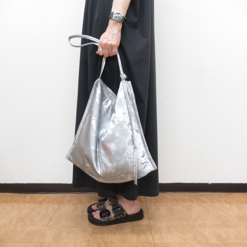 【SALE】 MID GIRL APPLIY メタリック合皮ワンショルダーバッグ/SV#95